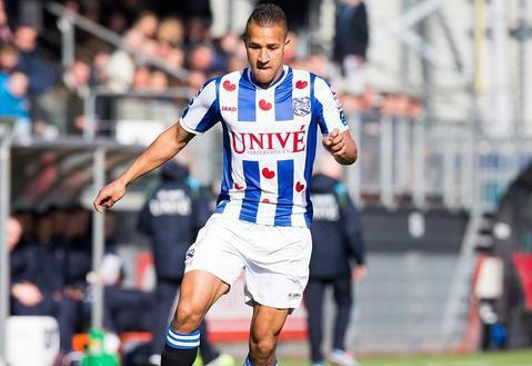 相比之下 相比之下